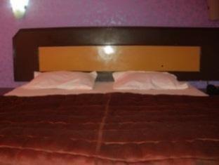 אגרה Hotel Zee מראה חיצוני תמונה
