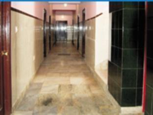 אגרה Hotel Zee מראה חיצוני תמונה