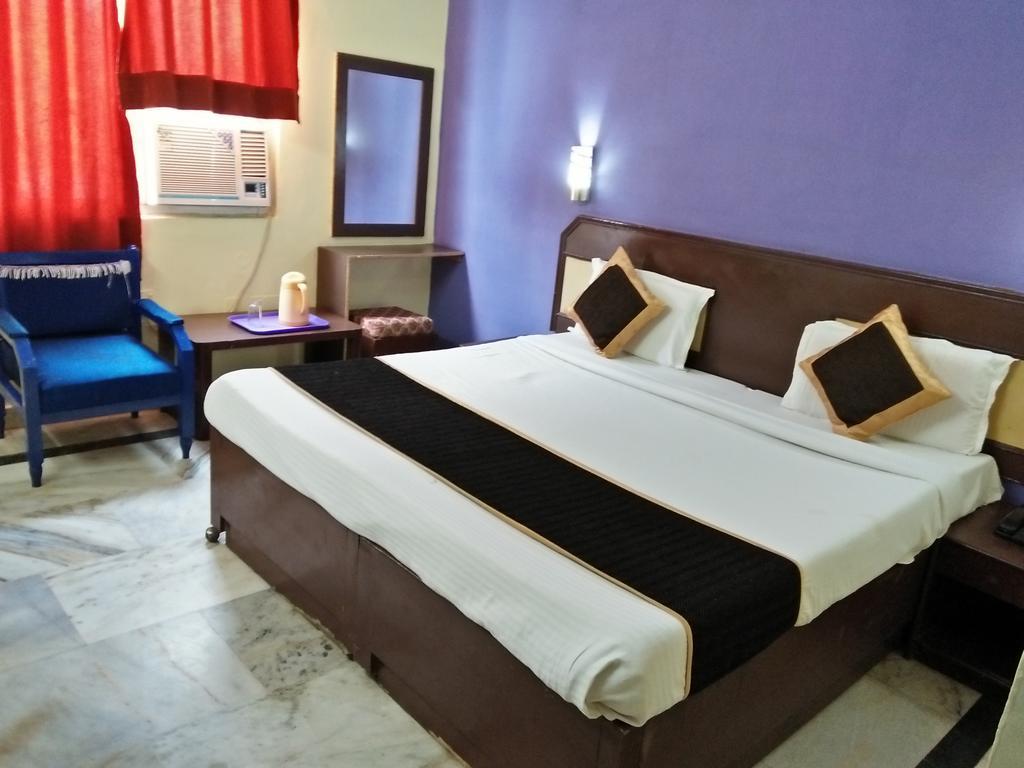 אגרה Hotel Zee מראה חיצוני תמונה