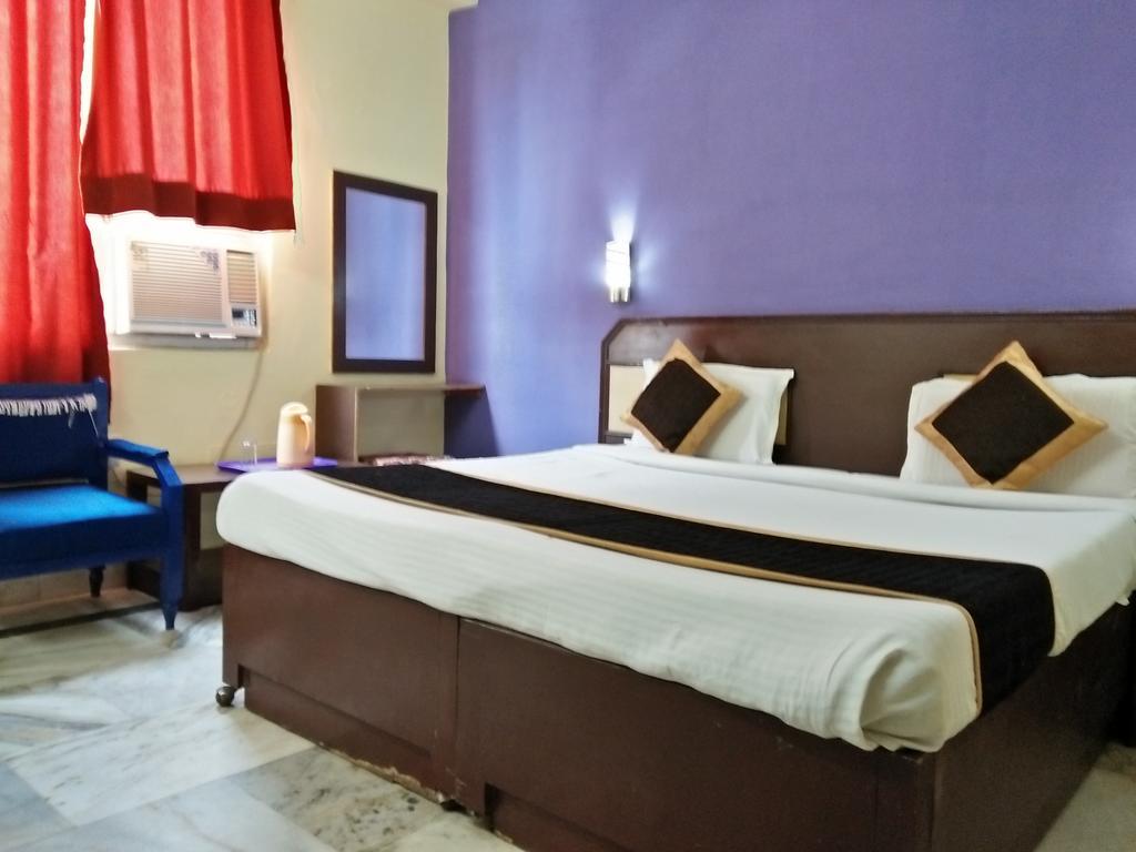 אגרה Hotel Zee מראה חיצוני תמונה