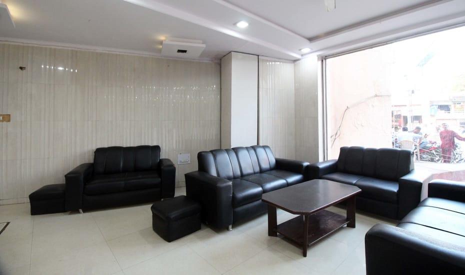 אגרה Hotel Zee מראה חיצוני תמונה